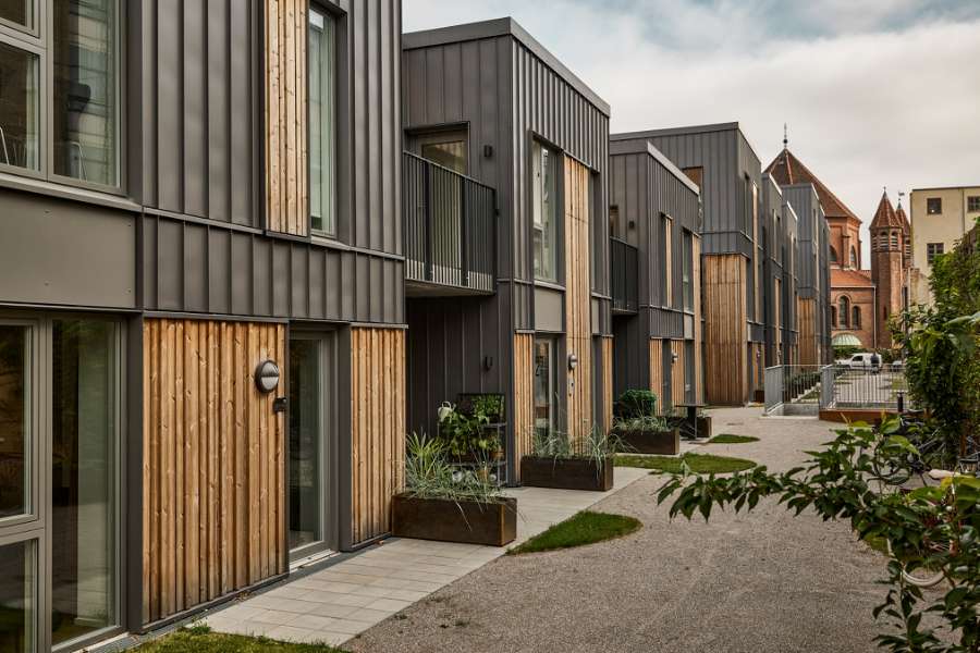 Homes in Aalborg clad with DS Nordic Click Seam 275